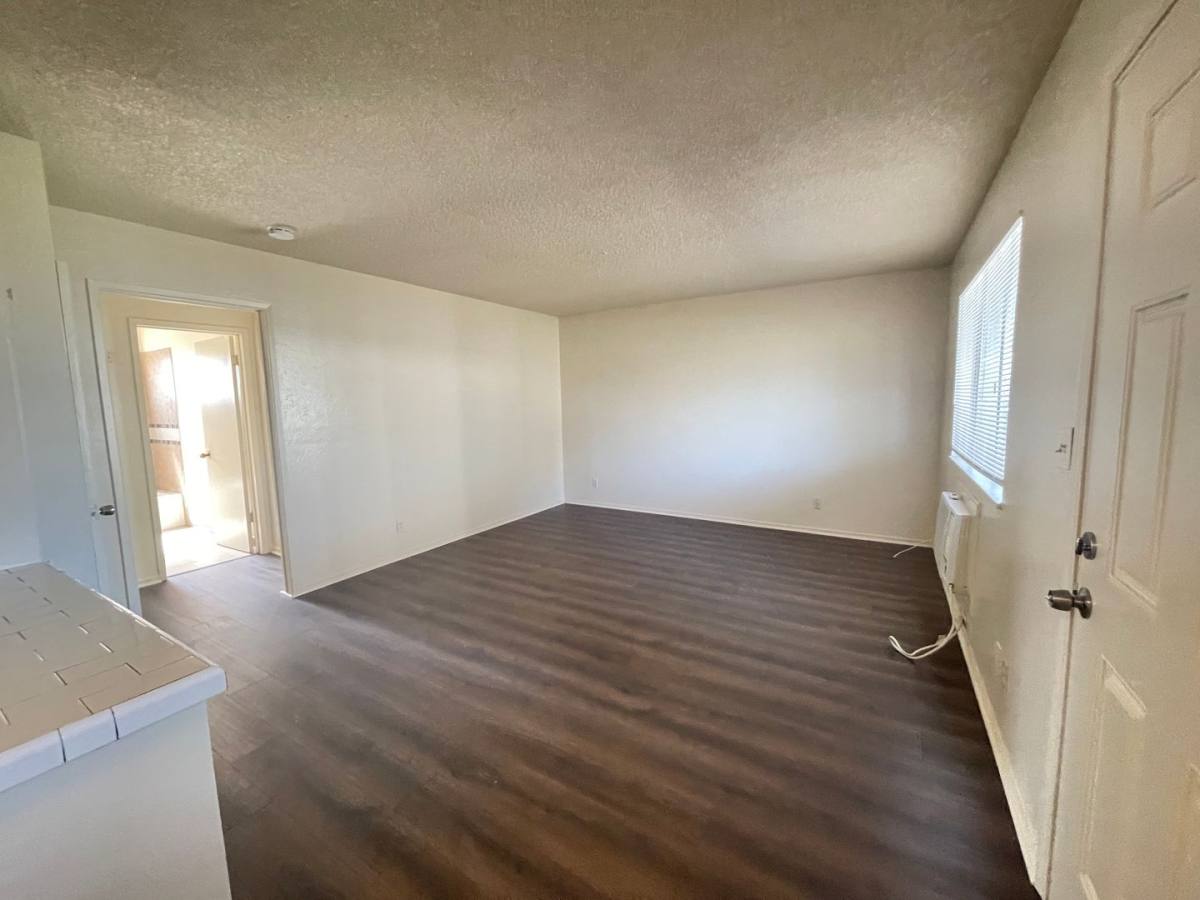 Apartment for rent at 1100 E 17th St, Marysville, CA 95901