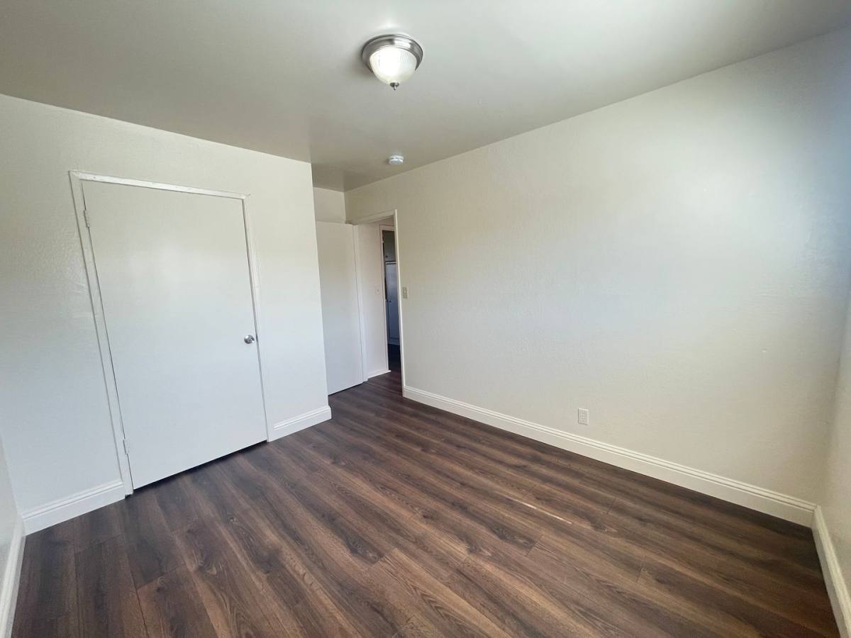 Apartment for rent at 1100 E 17th St, Marysville, CA 95901
