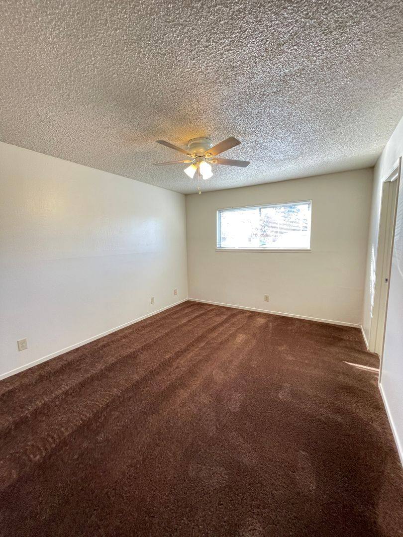 Apartment for rent at 1100 E 17th St, Marysville, CA 95901