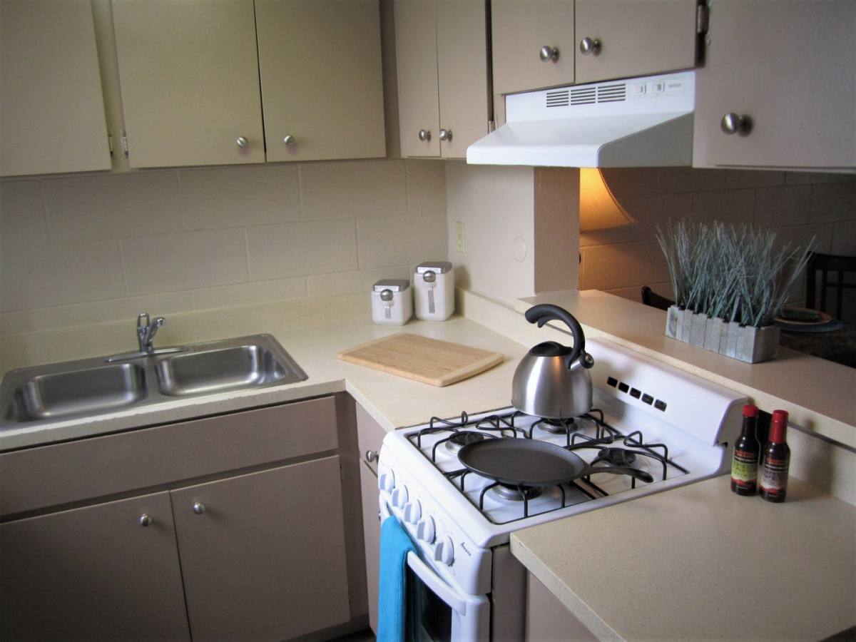 Apartment for rent at 6230 Indian School Rd NE, Albuquerque, NM 87110