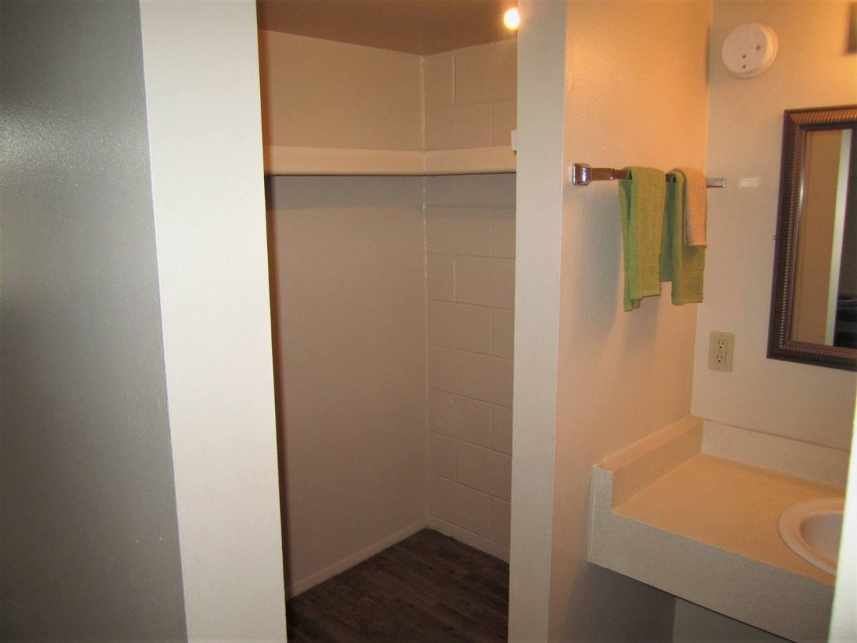 Apartment for rent at 6230 Indian School Rd NE, Albuquerque, NM 87110