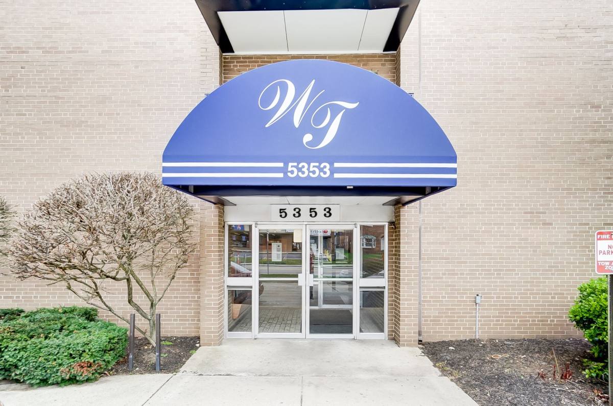 Apartment for rent at 5341, 5353 N High St, Columbus, OH 43214