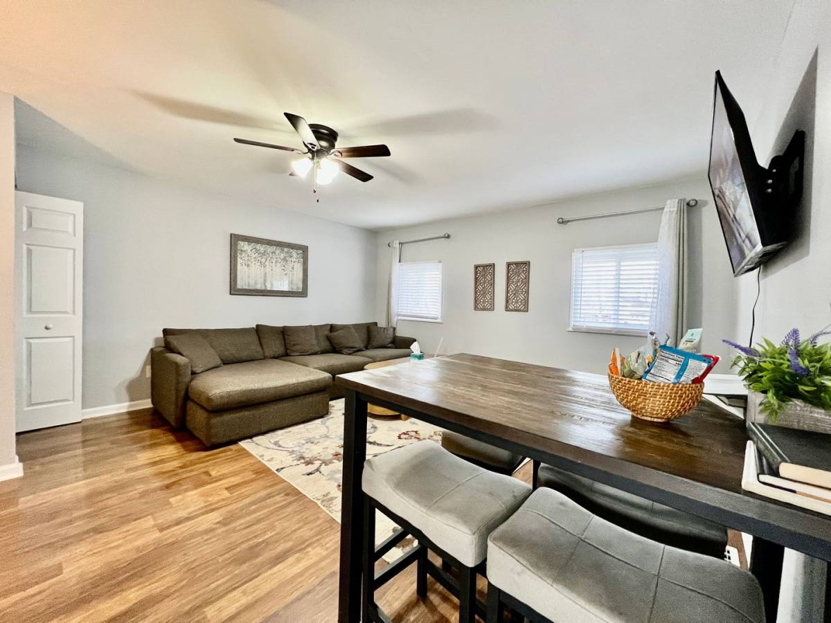 Apartment for rent at 30 Royal Dr, Springboro, OH 45066