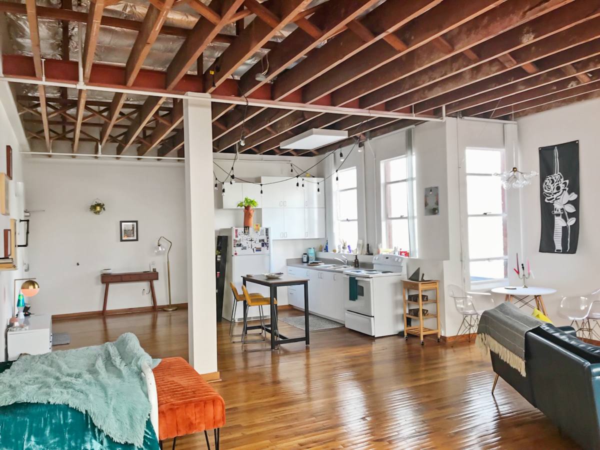 Apartment for rent at 906 Tenth Ave, San Diego, CA 92101