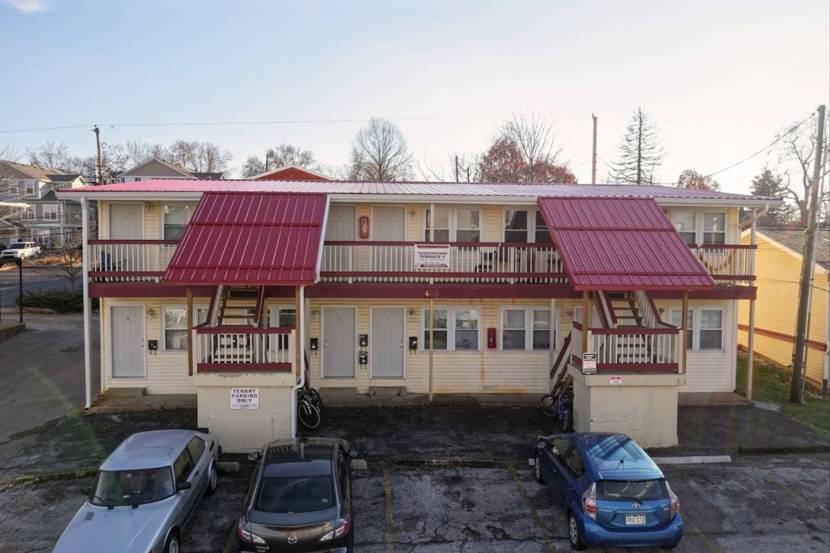 Apartment for rent at 408 E 17th St, Bloomington, IN 47408