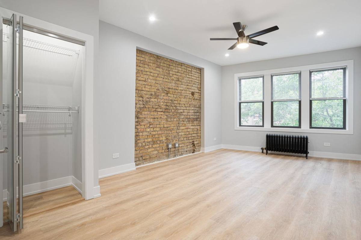 Apartment for rent at 1310-20 W Birchwood Ave, Chicago, IL 60626
