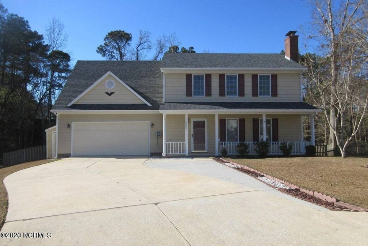 122 Archdale Dr, Jacksonville, NC 28546