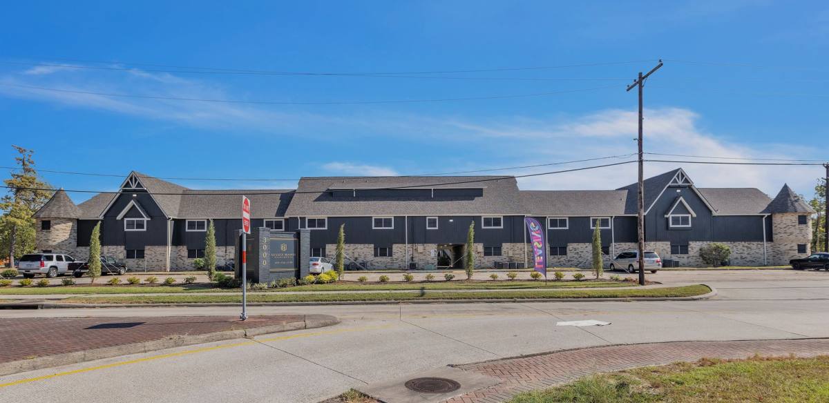 Apartment for rent at 3000 Macarthur Dr, Orange, TX 77630