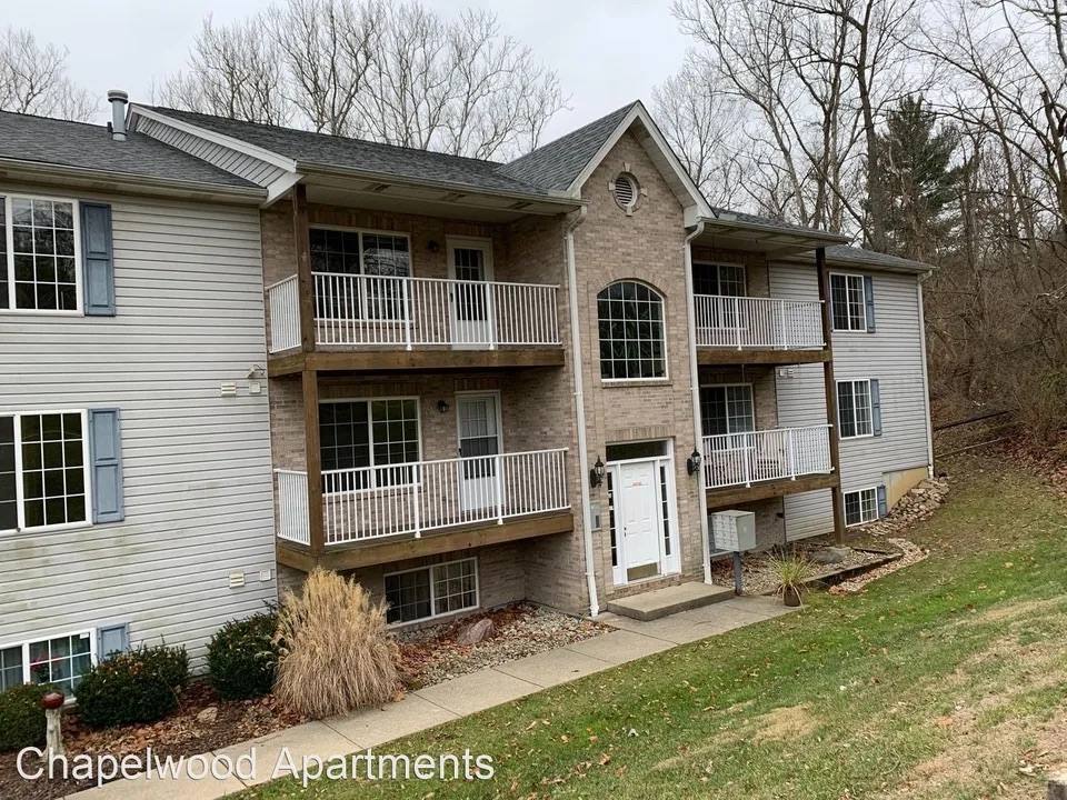 Apartment for rent at 1005 Valley View Lane #5, Loveland, OH 45140
