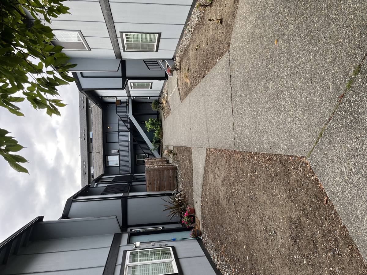 Apartment for rent at 4005 S Warner St #15, Tacoma, WA 98409