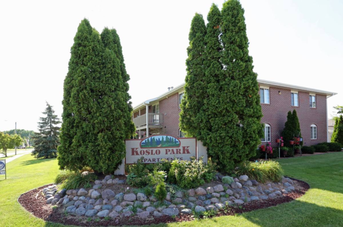 Apartment for rent at 1300 Geneva Rd, Menasha, WI 54952