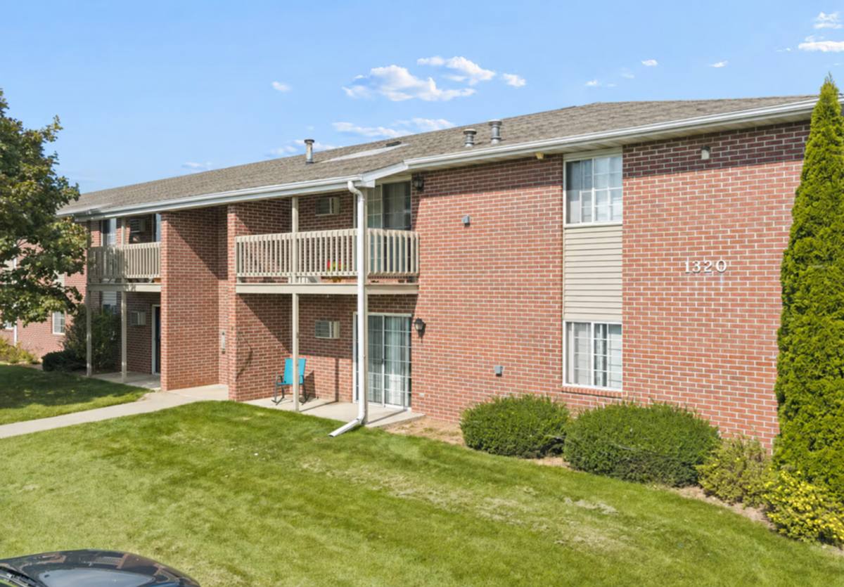 Apartment for rent at Koslo Park, 1300 Geneva Rd, Menasha, WI 54952