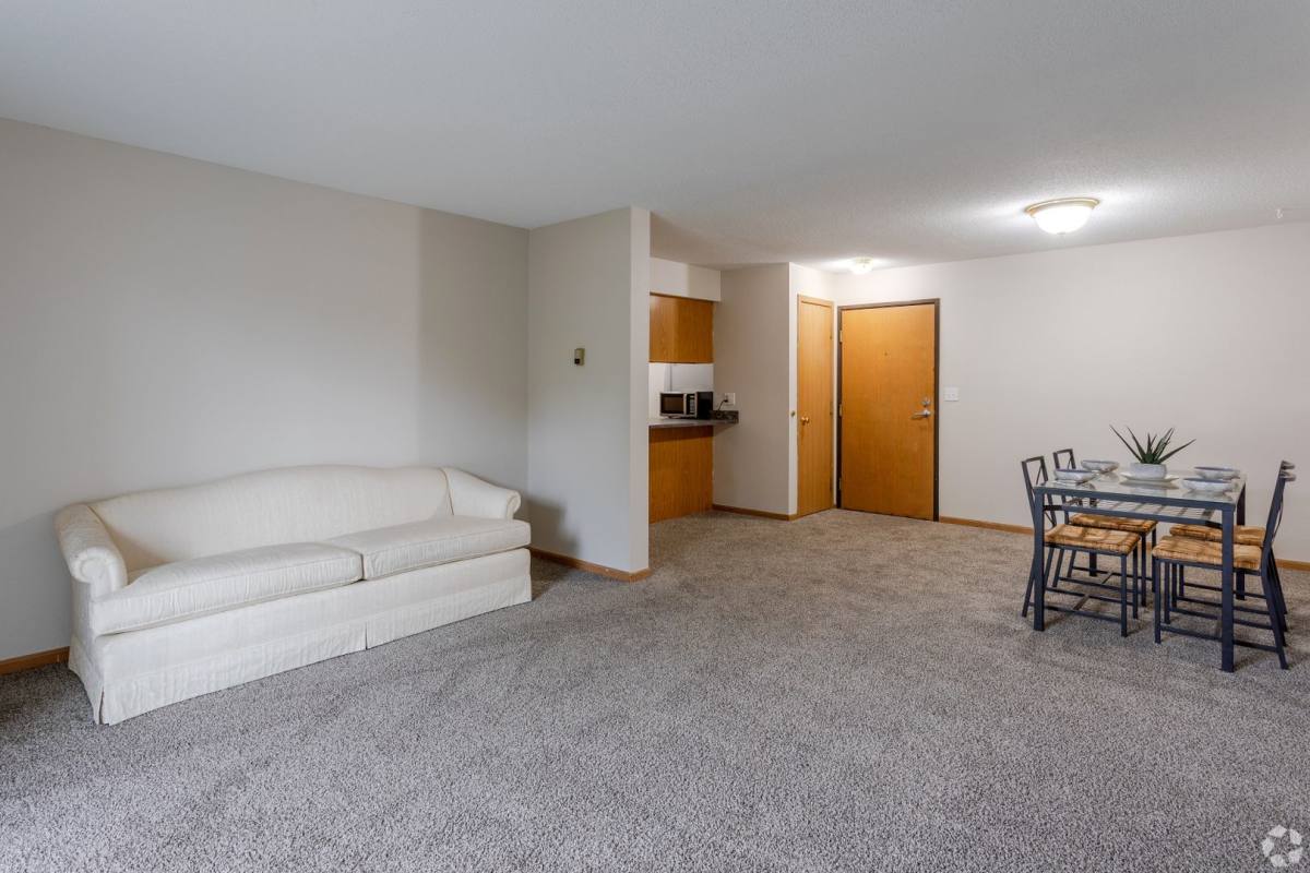 Apartment for rent at 1505 Marion Rd SE, Rochester, MN 55904