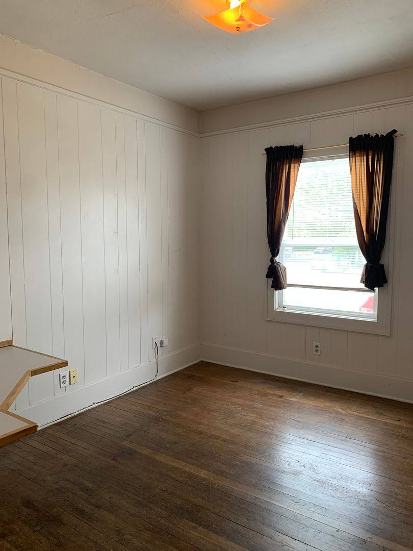 Apartment for rent at 4001 Tacoma Ave S, Tacoma, WA 98418