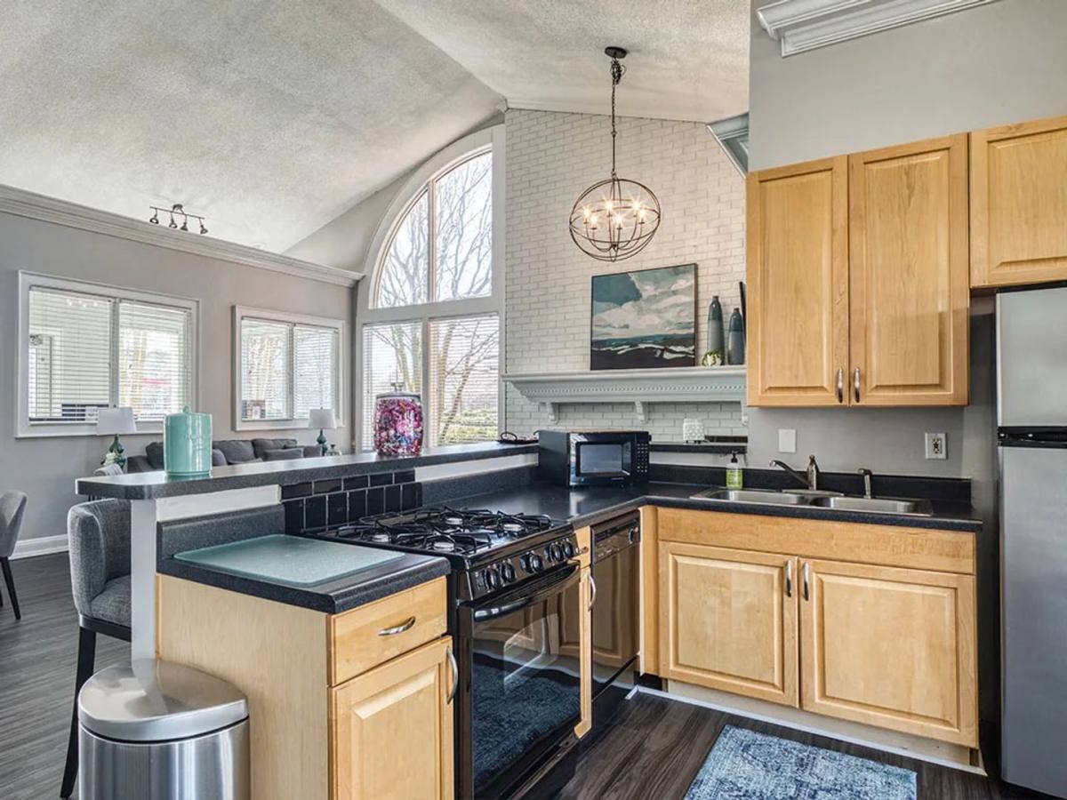 Apartment for rent at 101 Little Bay Ave, Yorktown, VA 23693