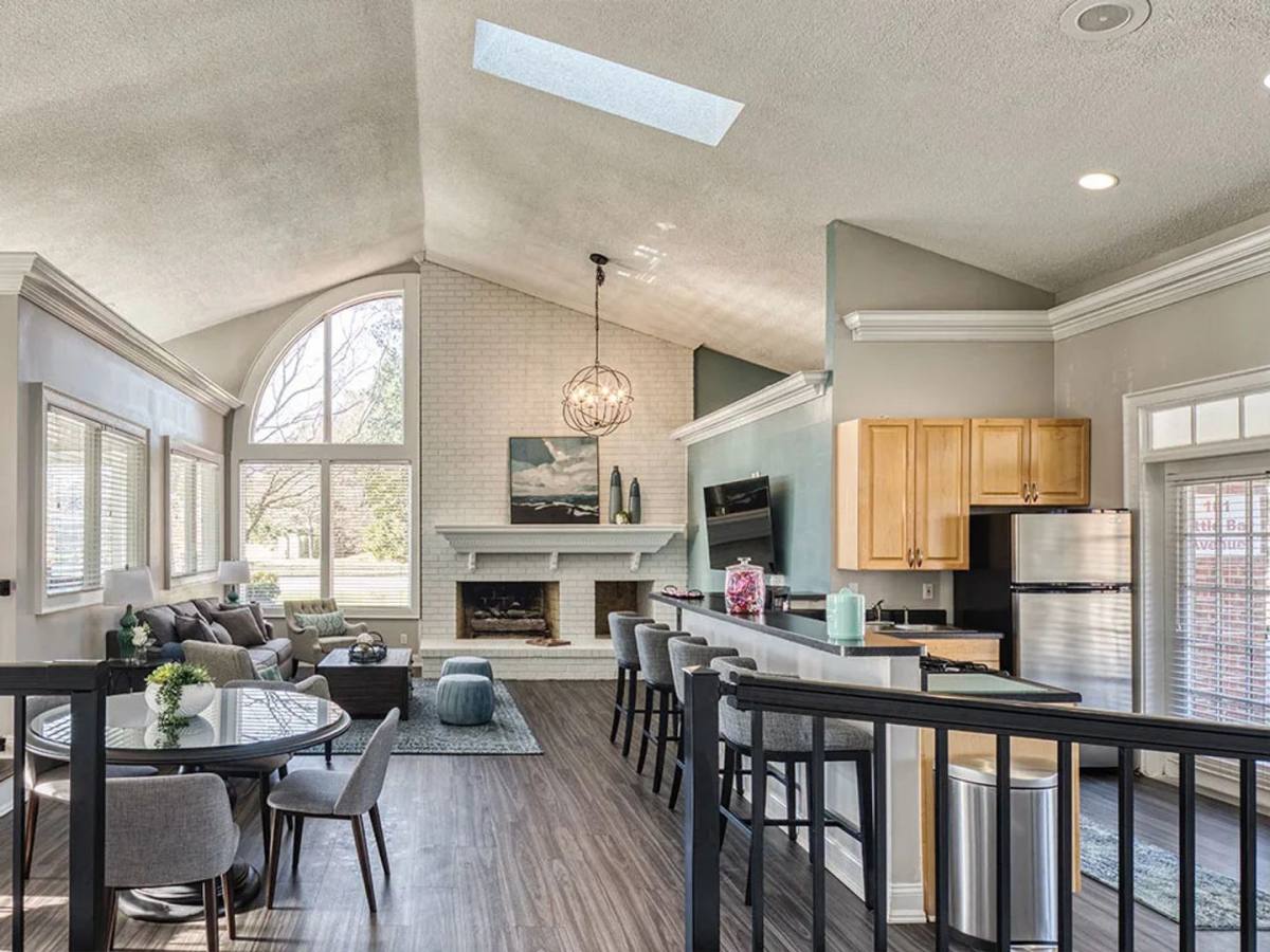 Apartment for rent at 101 Little Bay Ave, Yorktown, VA 23693