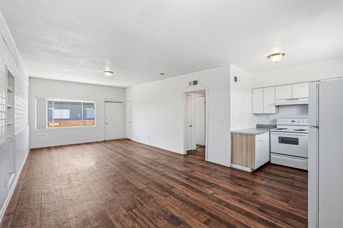 Apartment for rent at 811 N Alvernon Way, Tucson, AZ 85711