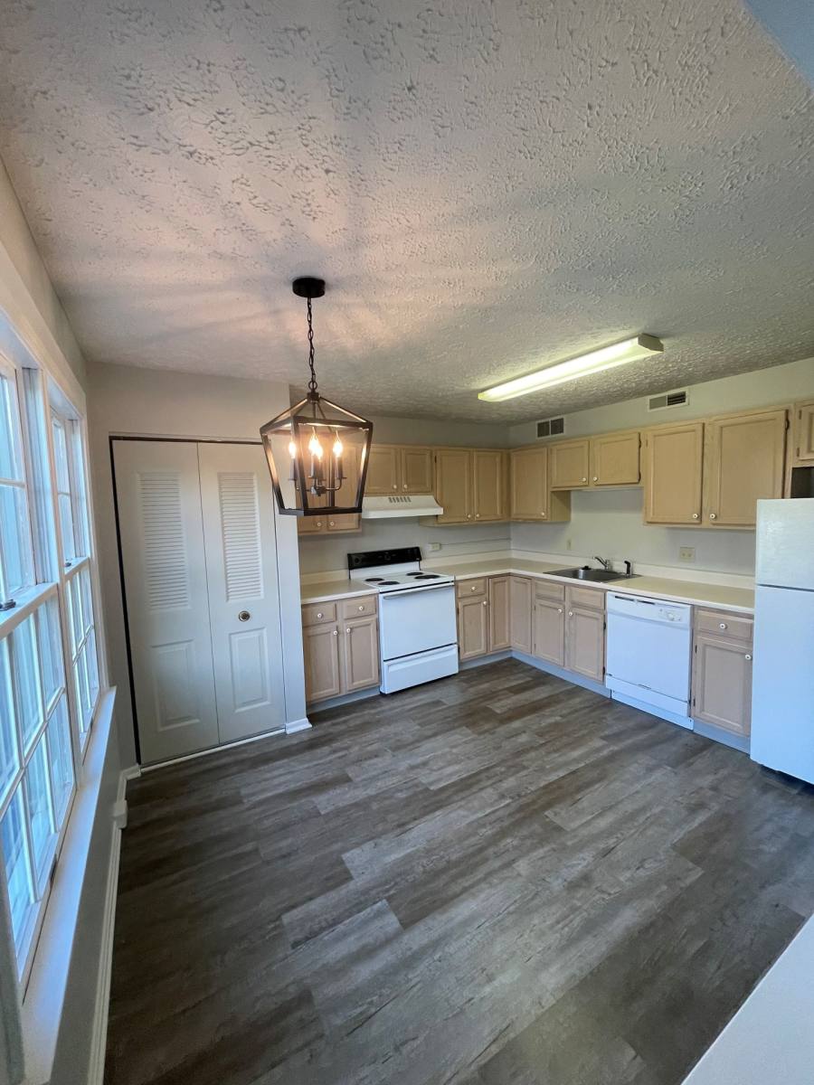 Apartment for rent at 1249 Ridge Rd, Ontario, NY 14519