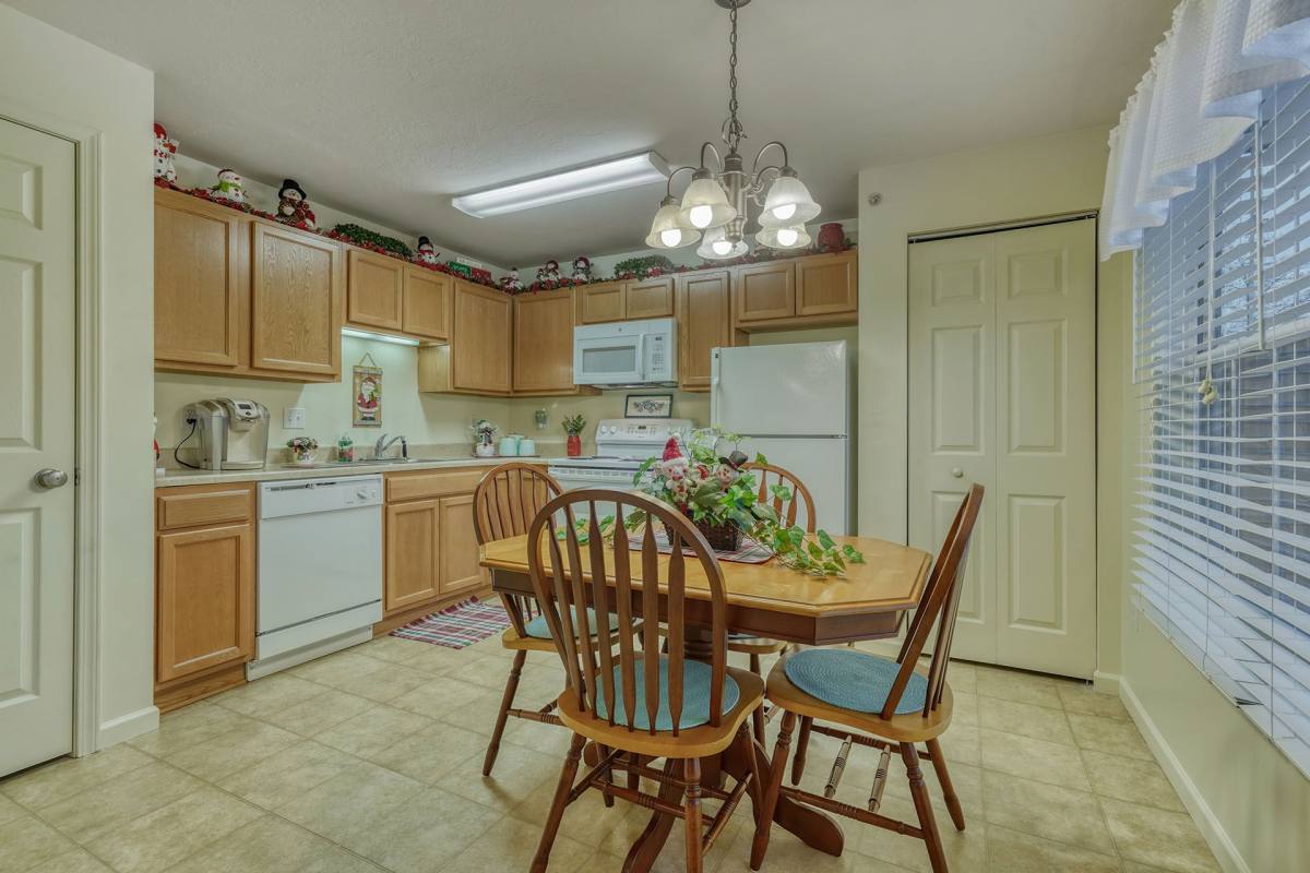 Apartment for rent at 1249 Ridge Rd, Ontario, NY 14519
