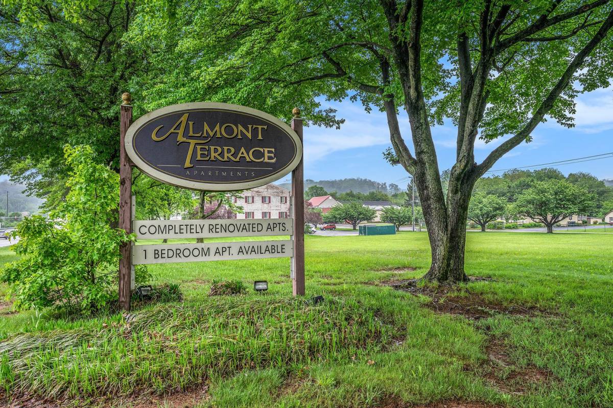 Apartment for rent at 700 Swinehart Rd, Boyertown, PA 19512