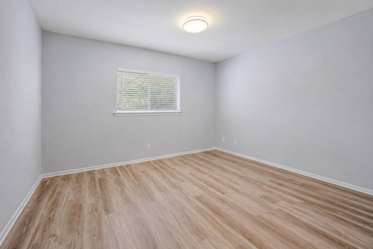 Apartment for rent at 1700 W Hickory, Denton, TX 76201