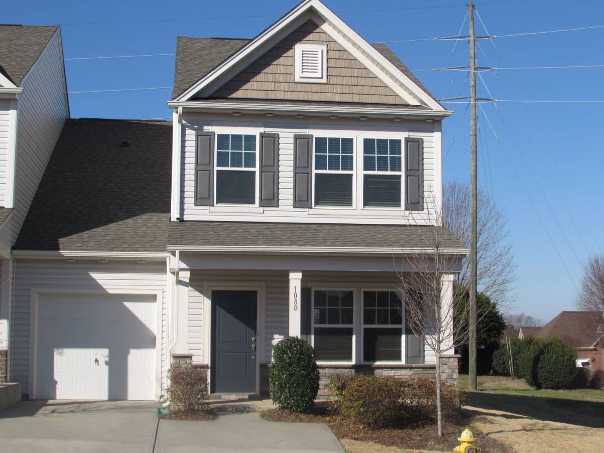 108 Davenport Dr #D, Statesville, NC 28677