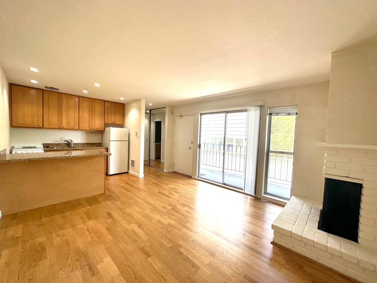 Apartment for rent at 655 Kansas St #409, San Francisco, CA 94107