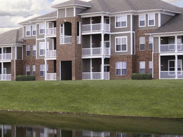 Apartment for rent at 3440 Riverstone Way #C11, Columbus, IN 47201