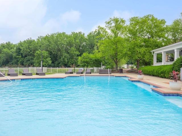 Apartment for rent at 2550 Quarry Lake Dr #E12, Columbus, OH 43204