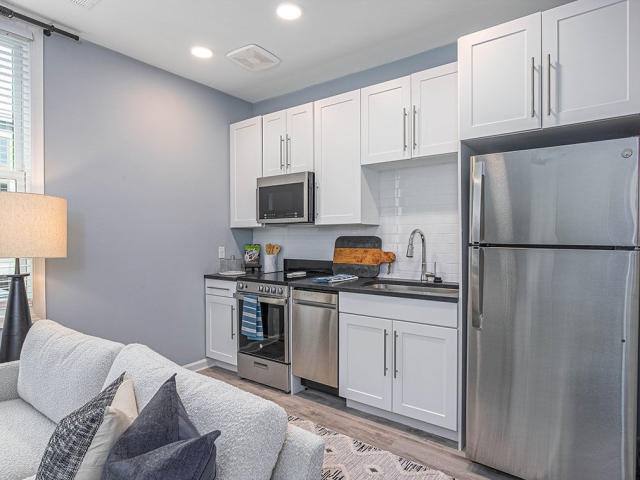 Apartment for rent at 1418 Montgomery St #E12, Savannah, GA 31401