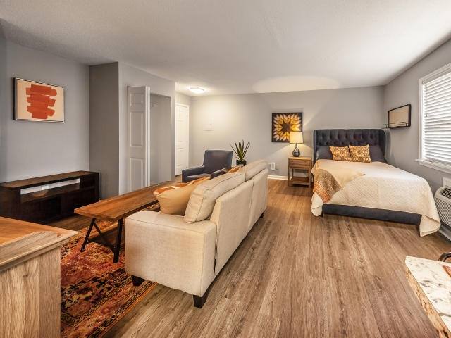 Apartment for rent at 7999 Silverleaf Dr #E21, Indianapolis, IN 46260