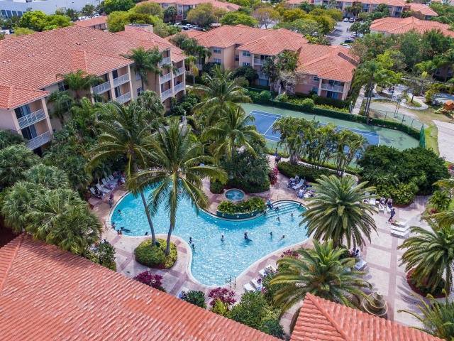Apartment for rent at 13651 NW 4th St #E11, Pembroke Pines, FL 33028