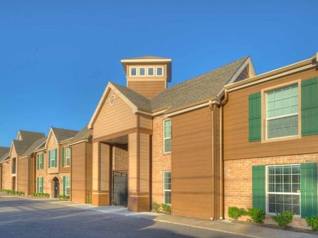 Apartment for rent at 6240 Antoine Dr #D21, Houston, TX 77091