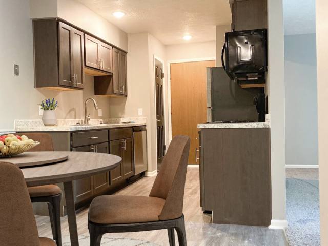 Apartment for rent at 3313 W Mount Hope Ave #A31, Lansing, MI 48911