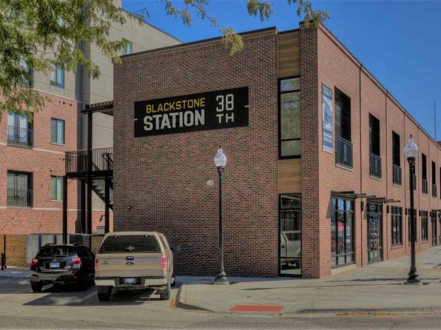 Apartment for rent at 3906 Farnam #D21, Omaha, NE 68131