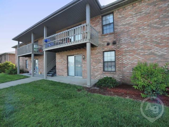 Apartment for rent at 3104 Holmans Lane #D31, Jeffersonville, IN 47130