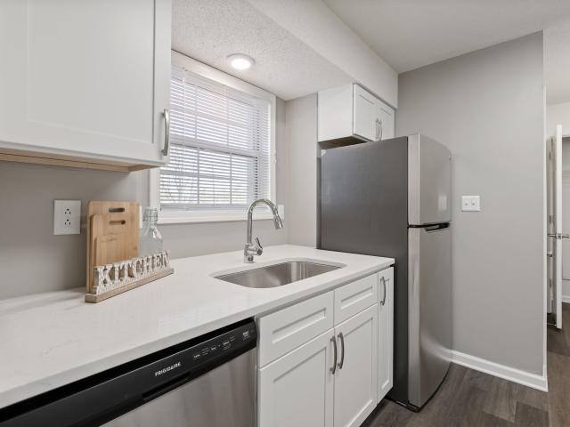 Apartment for rent at 3401 Biscayne Dr #E11, Charlotte, NC 28205