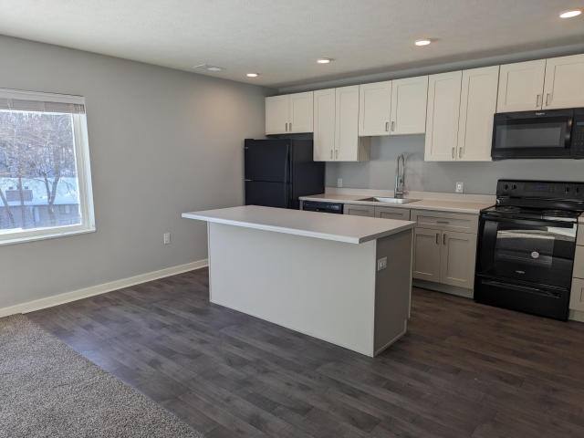 Apartment for rent at 200 Martin Dr #C12, Bellevue, NE 68005