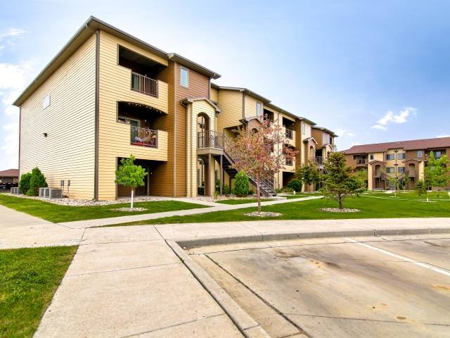 Apartment for rent at 1410 30th Ave NW #E22, Minot, ND 58703