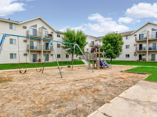 Apartment for rent at 3302-3342 31st Ave SW #E32, Fargo, ND 58103