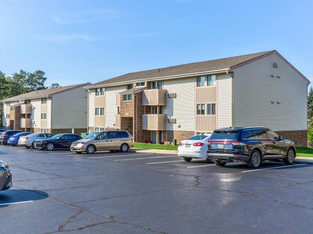 Apartment for rent at 5301 Royalwood Rd #C32, North Royalton, OH 44133