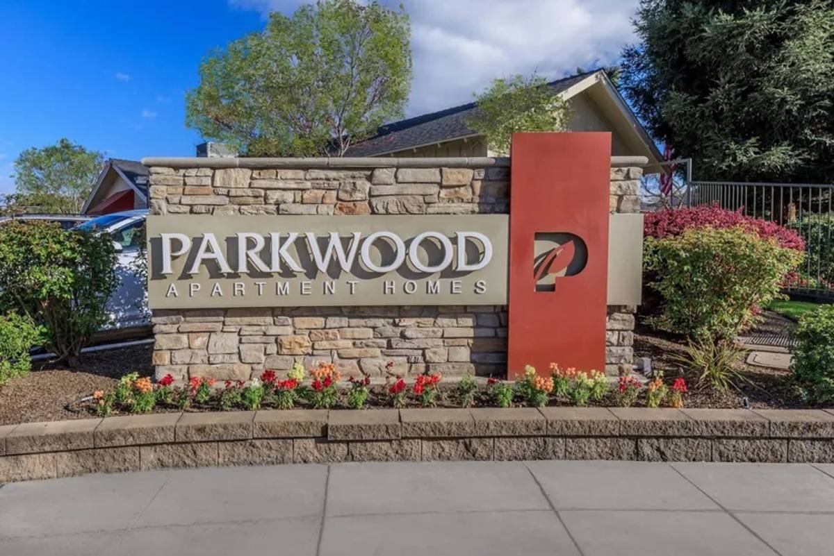 Apartment for rent at Parkwood, 4918 N Ninth, Fresno, CA 93726