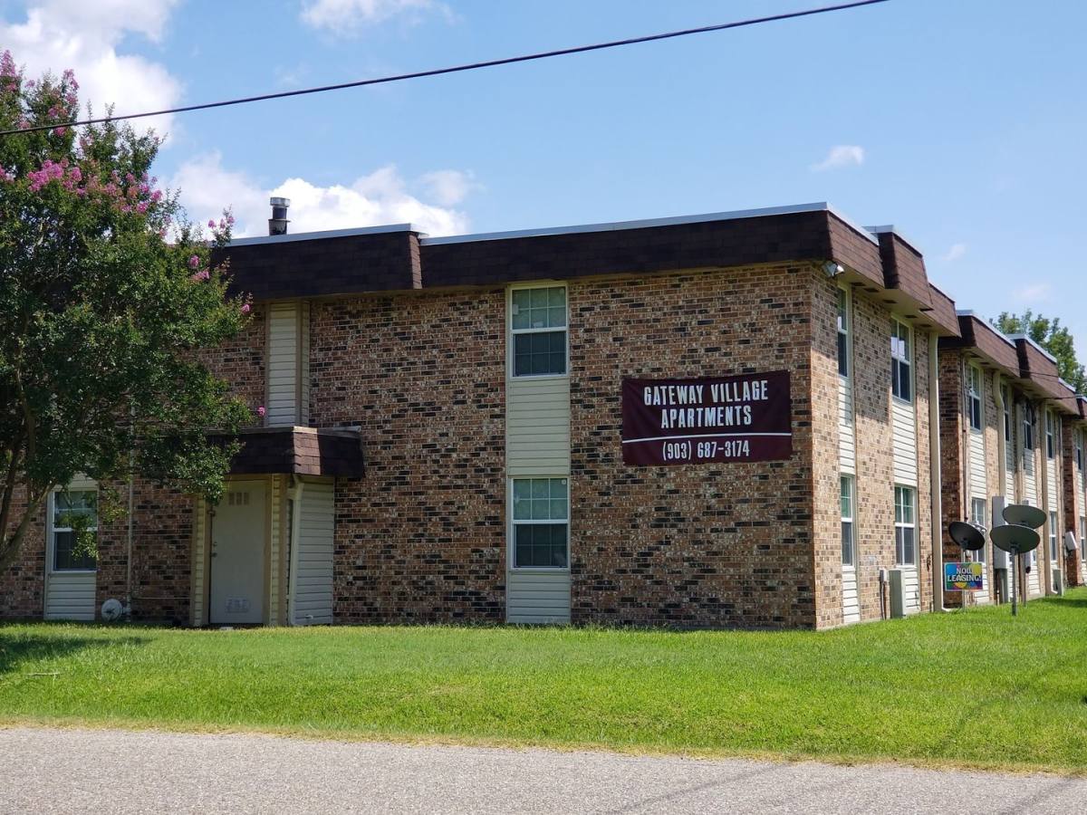 Apartment for rent at 145 E School Ave, Waskom, TX 75692