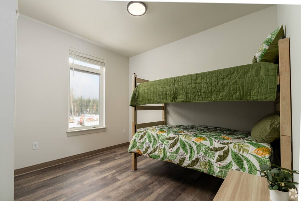 Apartment for rent at 564 N Triangle Dr, Ponderay, ID 83852