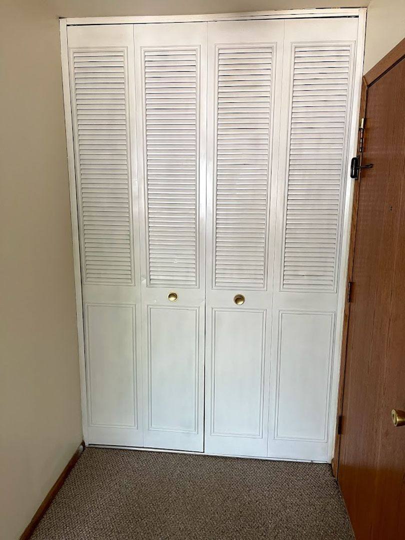 Apartment for rent at 2535 Halsted Rd, Rockford, IL 61101