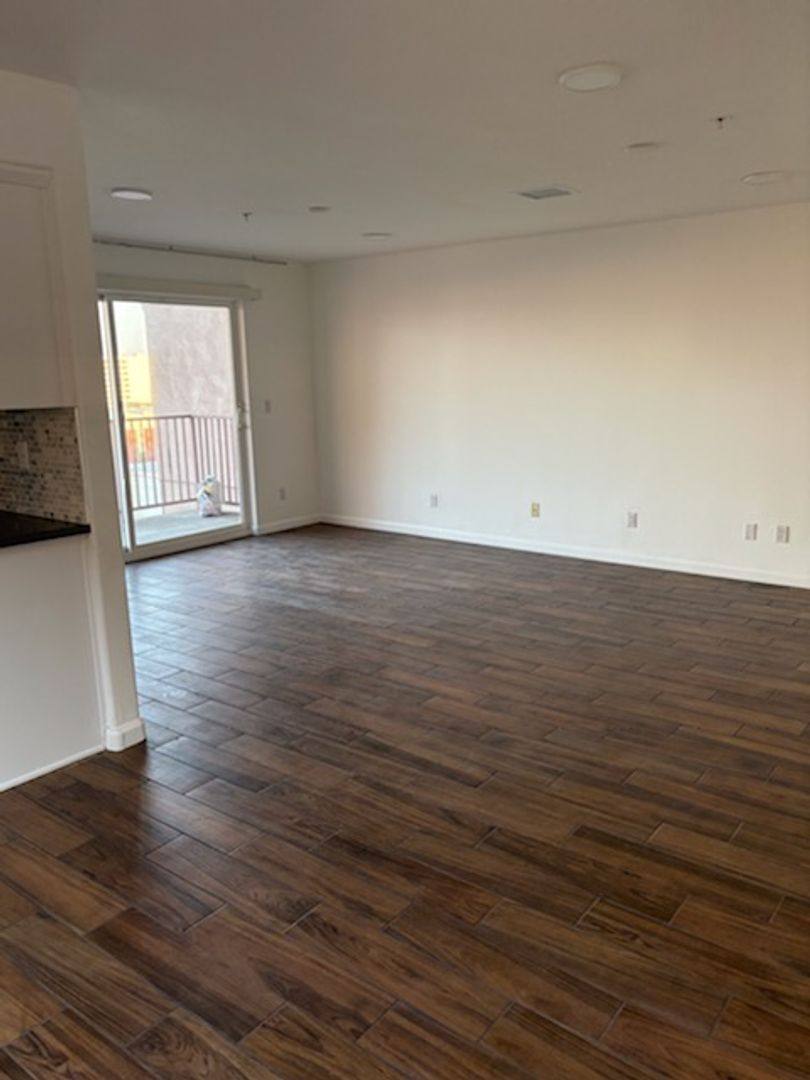 Apartment for rent at 709-711 Yale St, Los Angeles, CA 90012