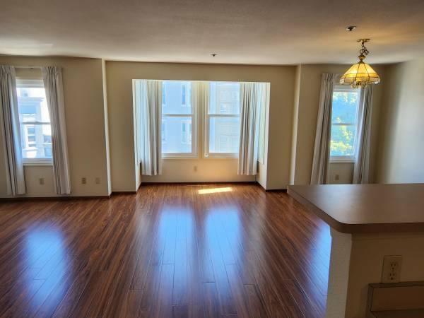 Apartment for rent at 3062 Polk St, San Francisco, CA 94109
