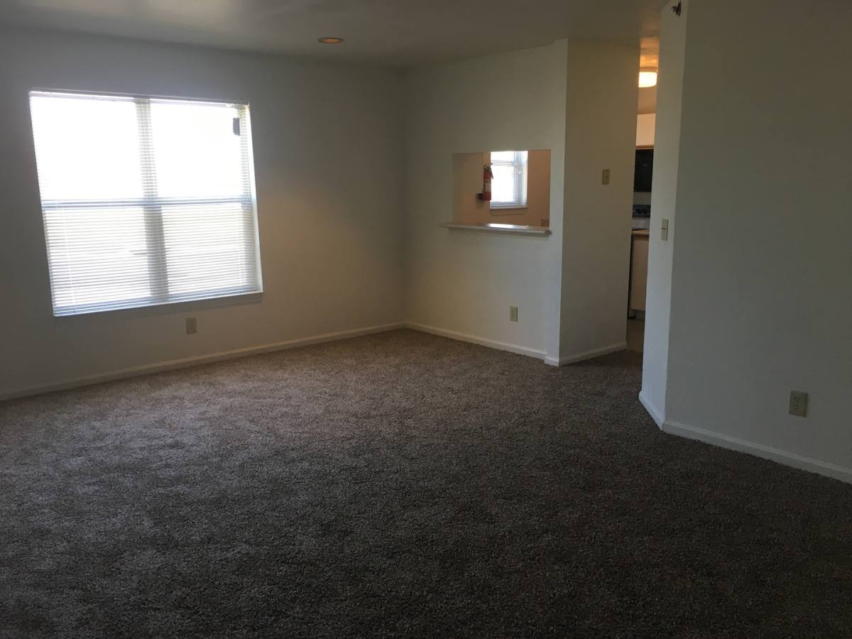 Apartment for rent at 2609 Springdale, Pittsburg, KS 66762