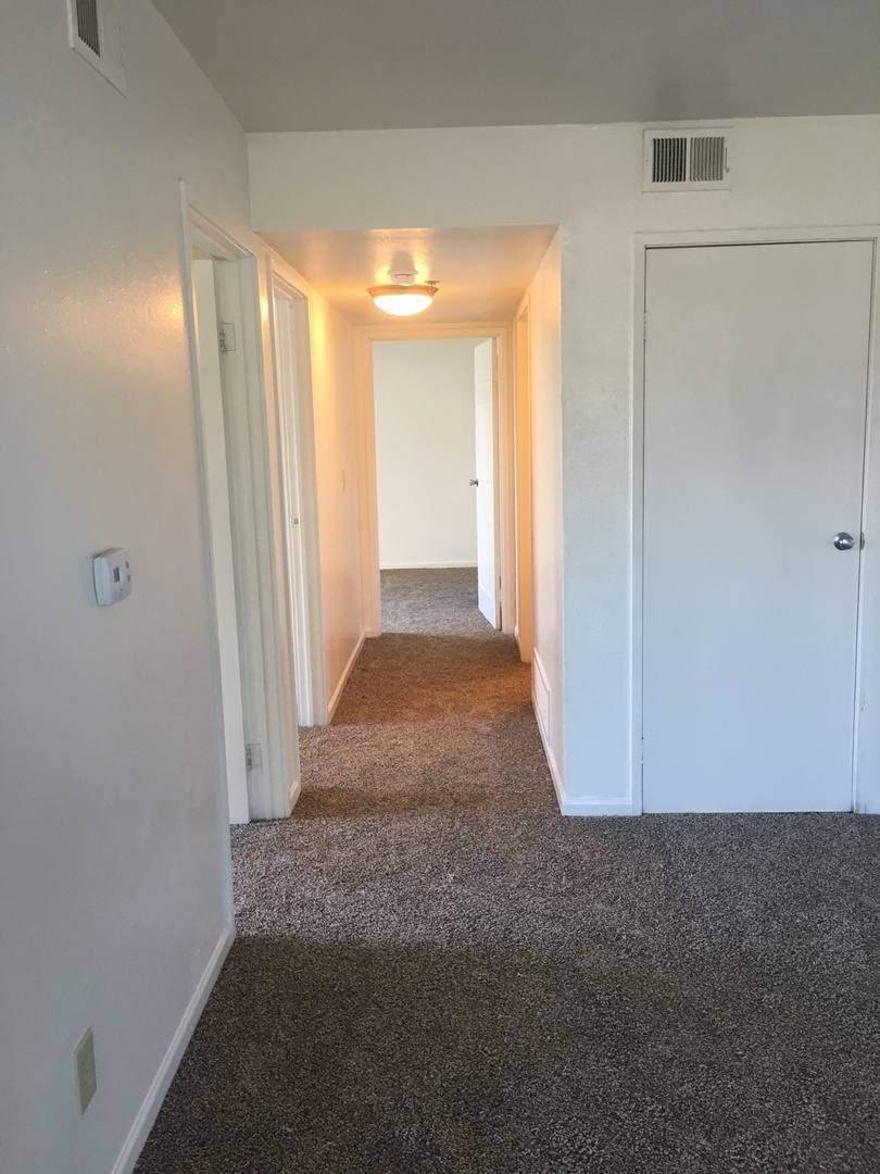 Apartment for rent at 2609 Springdale, Pittsburg, KS 66762