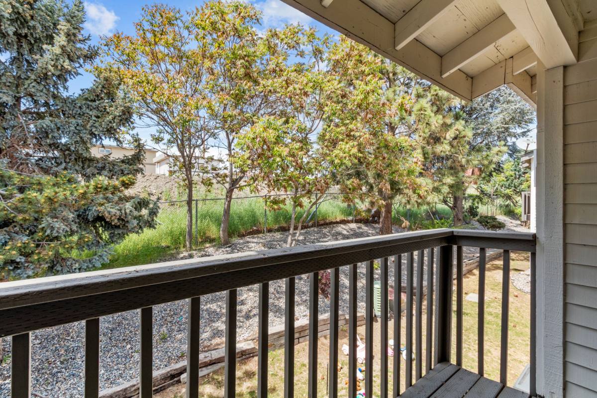 Apartment for rent at 130 S Conway Place, Kennewick, WA 99336
